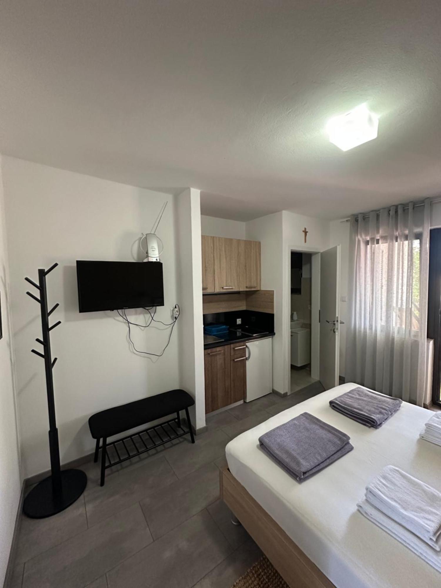 Studio Apartman Stefanija Selce Exterior photo